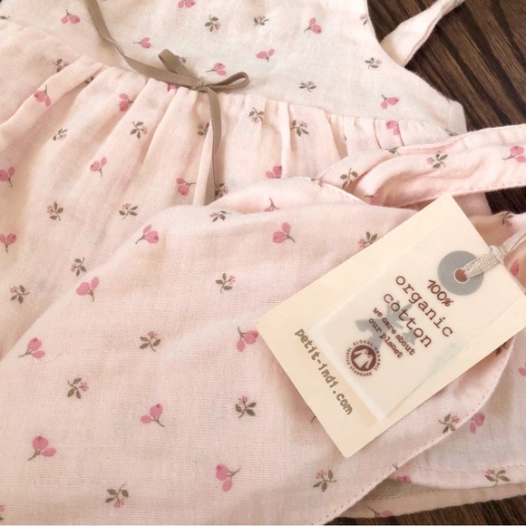 NWT PETIT INDI 100% ORGANIC COTTON Baby Romper Dress & Bib Muslin Set - Picture 3 of 4